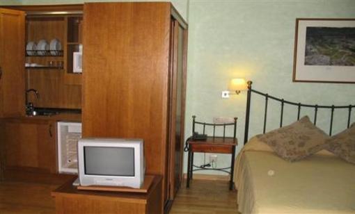 фото отеля Apartamentos Russell