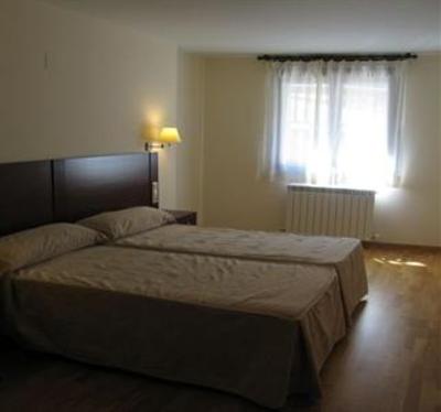 фото отеля Apartamentos Russell