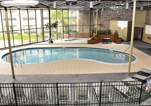 фото отеля Clarion Inn Michigan City
