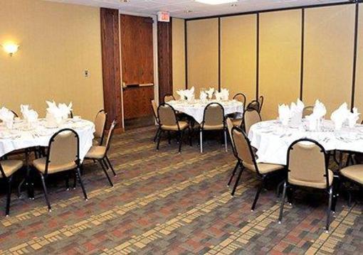 фото отеля Clarion Inn Michigan City