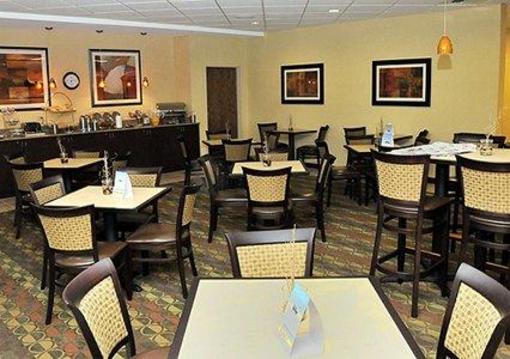 фото отеля Clarion Inn Michigan City