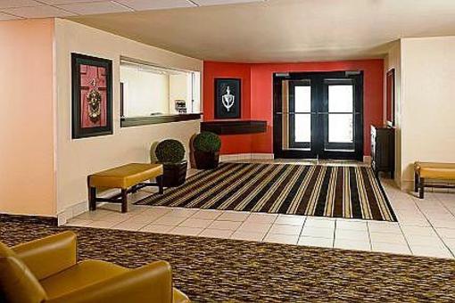 фото отеля Extended Stay America Hotel Calle Real Santa Barbara