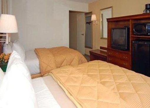 фото отеля Comfort Inn & Suites Airport North