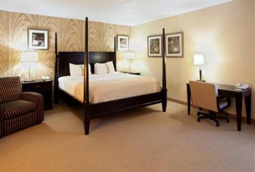 фото отеля Holiday Inn Washington-Dulles Int'l Airport