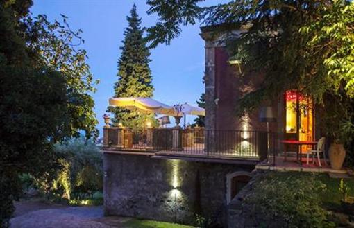 фото отеля Relais Monaci delle Terre Nere