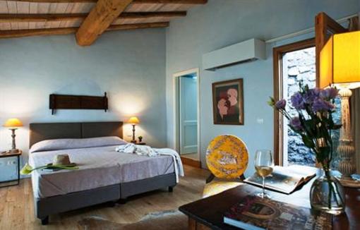 фото отеля Relais Monaci delle Terre Nere