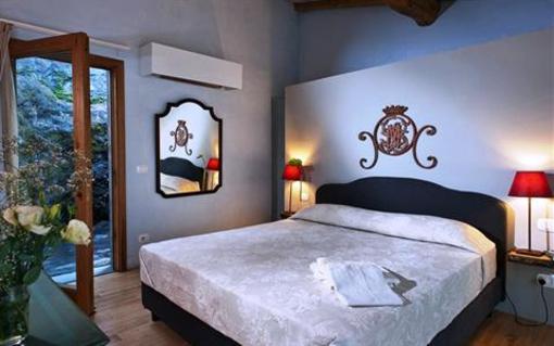 фото отеля Relais Monaci delle Terre Nere