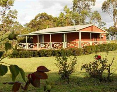 фото отеля Twin Trees Country Cottages Pokolbin
