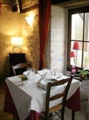 фото отеля Hotel Le Pigeonnier Du Perron Availles-en-Chatellerault