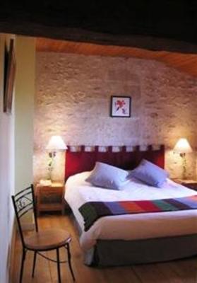 фото отеля Hotel Le Pigeonnier Du Perron Availles-en-Chatellerault