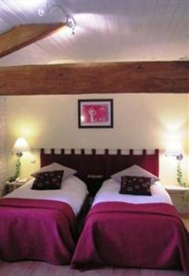 фото отеля Hotel Le Pigeonnier Du Perron Availles-en-Chatellerault