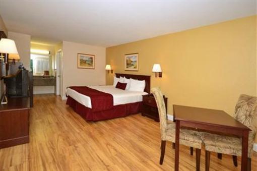 фото отеля BEST WESTERN Hammond Inn & Suites