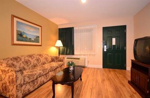 фото отеля BEST WESTERN Hammond Inn & Suites