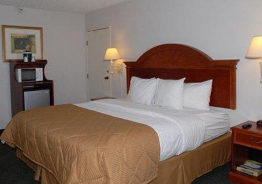 фото отеля Clarion Inn Downtown Tucson