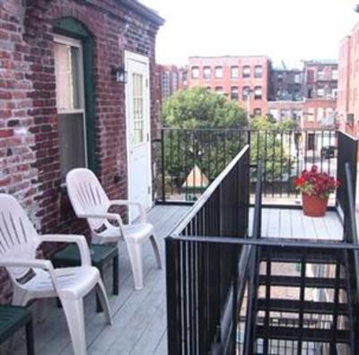 фото отеля Oasis Guest House Bed and Breakfast