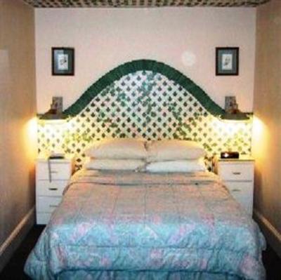 фото отеля Oasis Guest House Bed and Breakfast