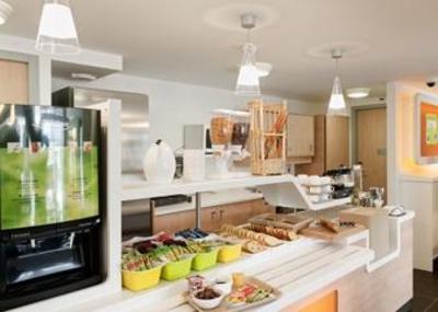 фото отеля Ibis Budget Lyon Gerland