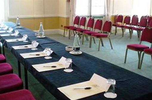 фото отеля Cairn Hotel Harrogate