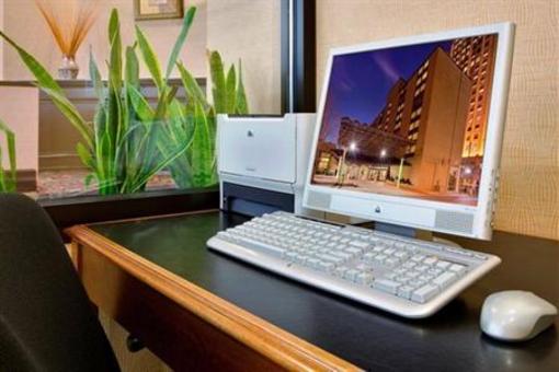 фото отеля Holiday Inn Allentown Center City