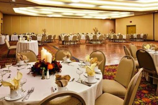 фото отеля Holiday Inn Allentown Center City