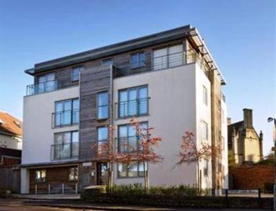 фото отеля Alderman Apartments Cotham Lawn Bristol