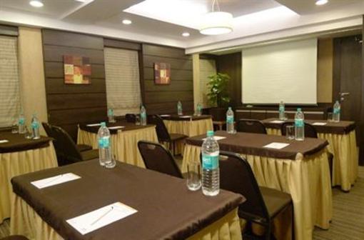 фото отеля Marigold Residency Hotel Mumbai