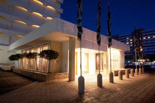 фото отеля Breakers Resort