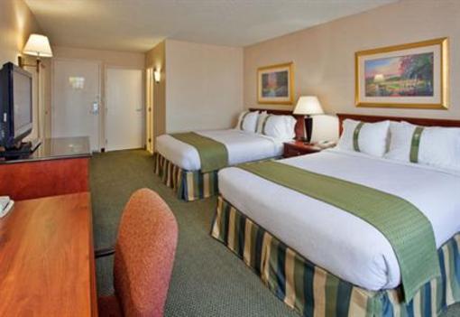 фото отеля Holiday Inn Wichita