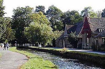фото отеля The Blue Boar Inn Alcester