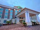 фото отеля Holiday Inn Express Hotel & Suites Charleston Airport-Convention Center Area