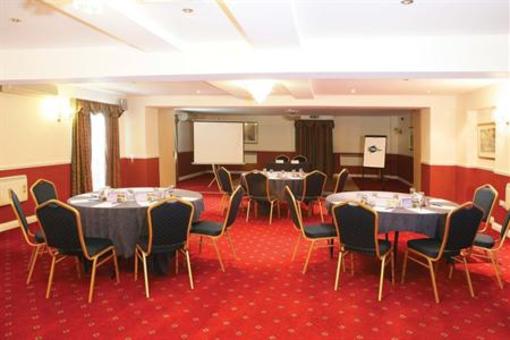 фото отеля BEST WESTERN Claydon Country House Hotel