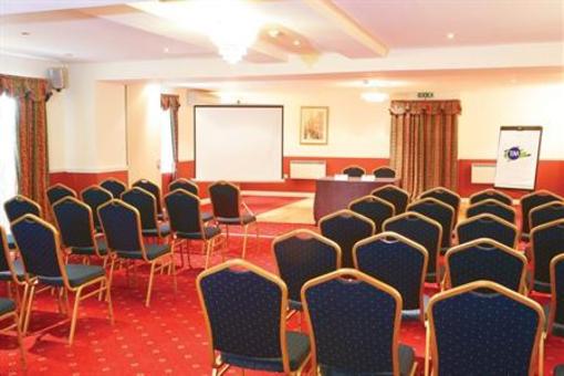 фото отеля BEST WESTERN Claydon Country House Hotel