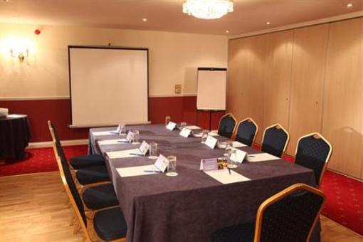 фото отеля BEST WESTERN Claydon Country House Hotel