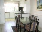 фото отеля Grangewood Court Apartments Broadbeach