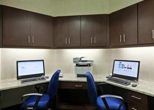 фото отеля Hampton Inn & Suites Denver Airport Gateway Park