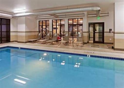 фото отеля Hampton Inn & Suites Denver Airport Gateway Park