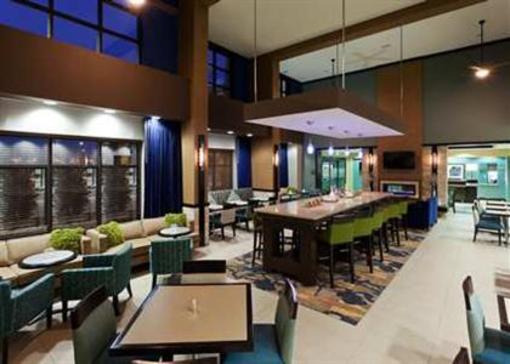 фото отеля Hampton Inn & Suites Denver Airport Gateway Park