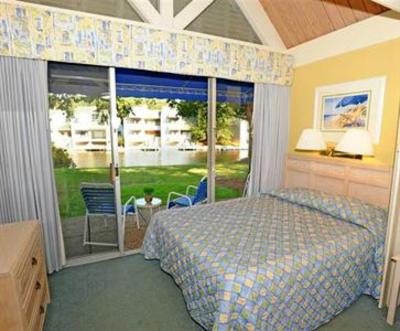 фото отеля Palmetto Dunes Vacation Rentals