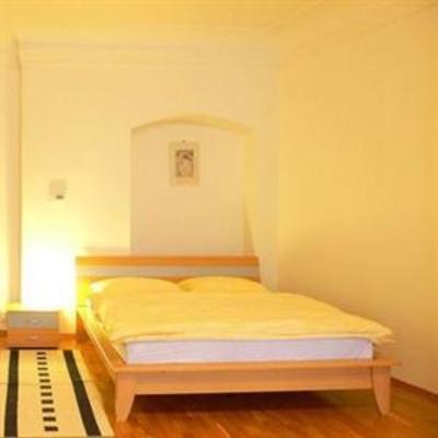 фото отеля Charles Bridge Premium Apartments