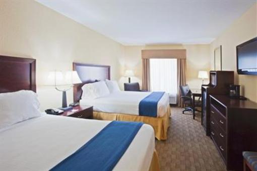 фото отеля Holiday Inn Express Hotel & Suites Clearwater US 19N