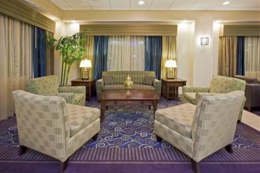 фото отеля Holiday Inn Express Hotel & Suites Clearwater US 19N