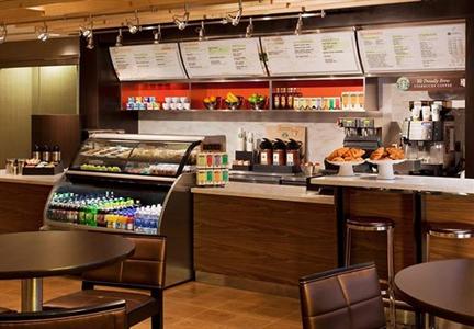 фото отеля Courtyard by Marriott Toronto Downtown