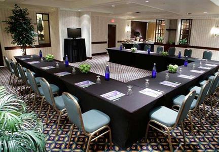 фото отеля Courtyard by Marriott Toronto Downtown