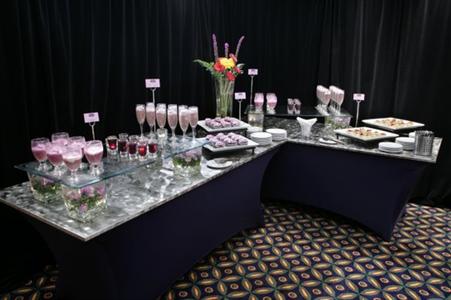 фото отеля Courtyard by Marriott Toronto Downtown