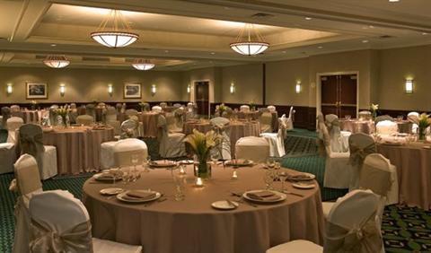 фото отеля Courtyard by Marriott Toronto Downtown