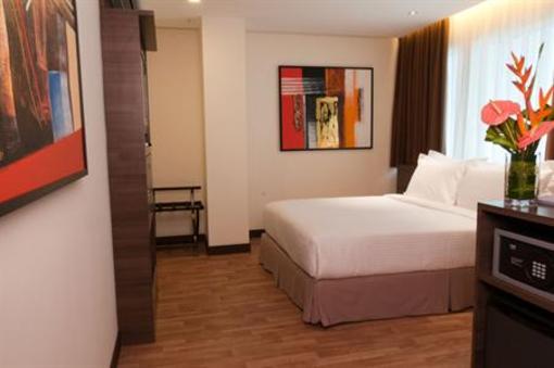 фото отеля Frenz Hotel