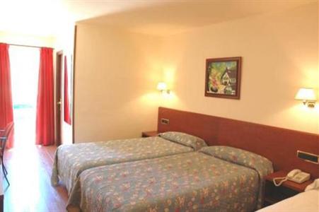 фото отеля Hotel Candanchu Aisa