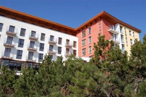 фото отеля Hotel Crocus Strbske Pleso