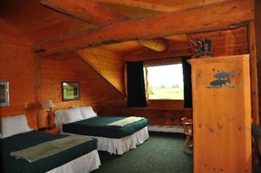 фото отеля Glacier Bay's Bear Track Inn