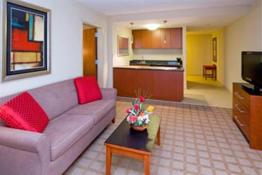 фото отеля Holiday Inn Ft. Myers Airport-Town Center